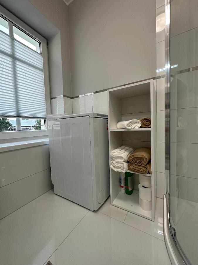 Apartament Przy Cieplickich Tezniach Jelenia Gora Luaran gambar