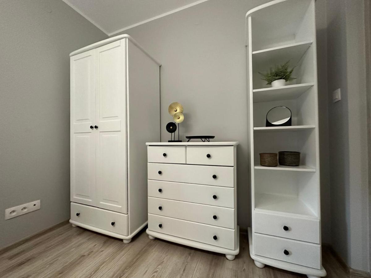 Apartament Przy Cieplickich Tezniach Jelenia Gora Luaran gambar