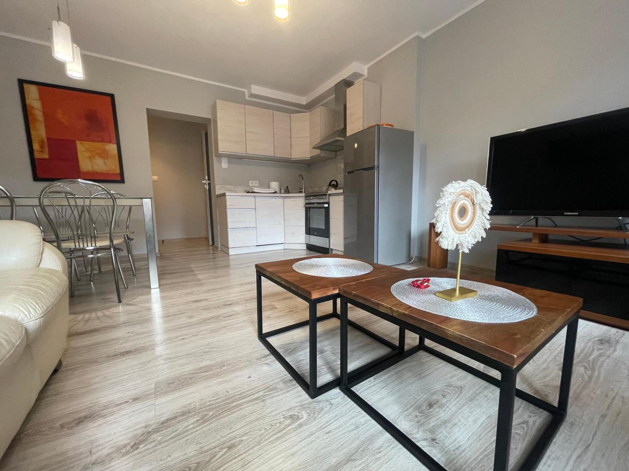 Apartament Przy Cieplickich Tezniach Jelenia Gora Luaran gambar