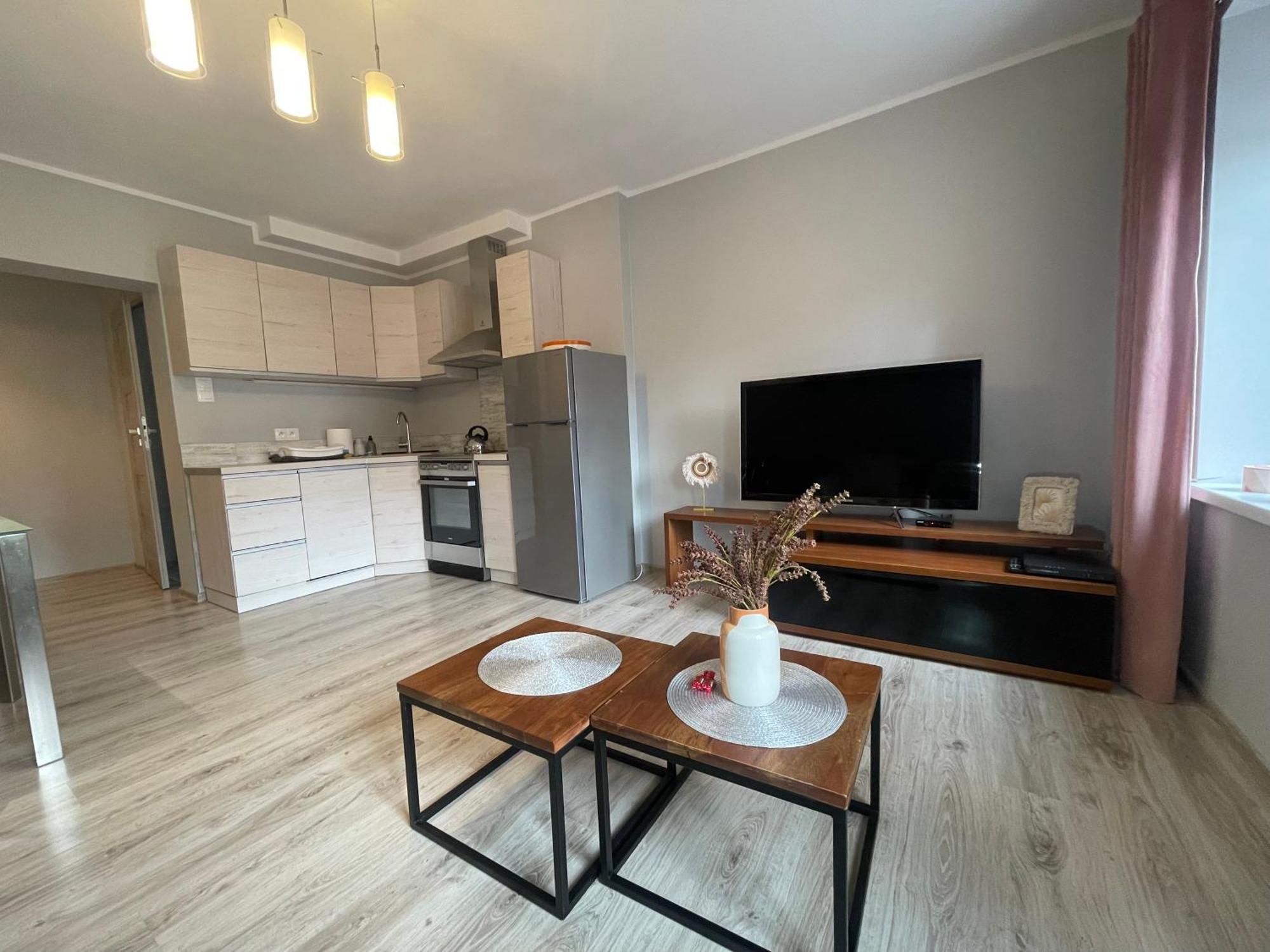 Apartament Przy Cieplickich Tezniach Jelenia Gora Luaran gambar