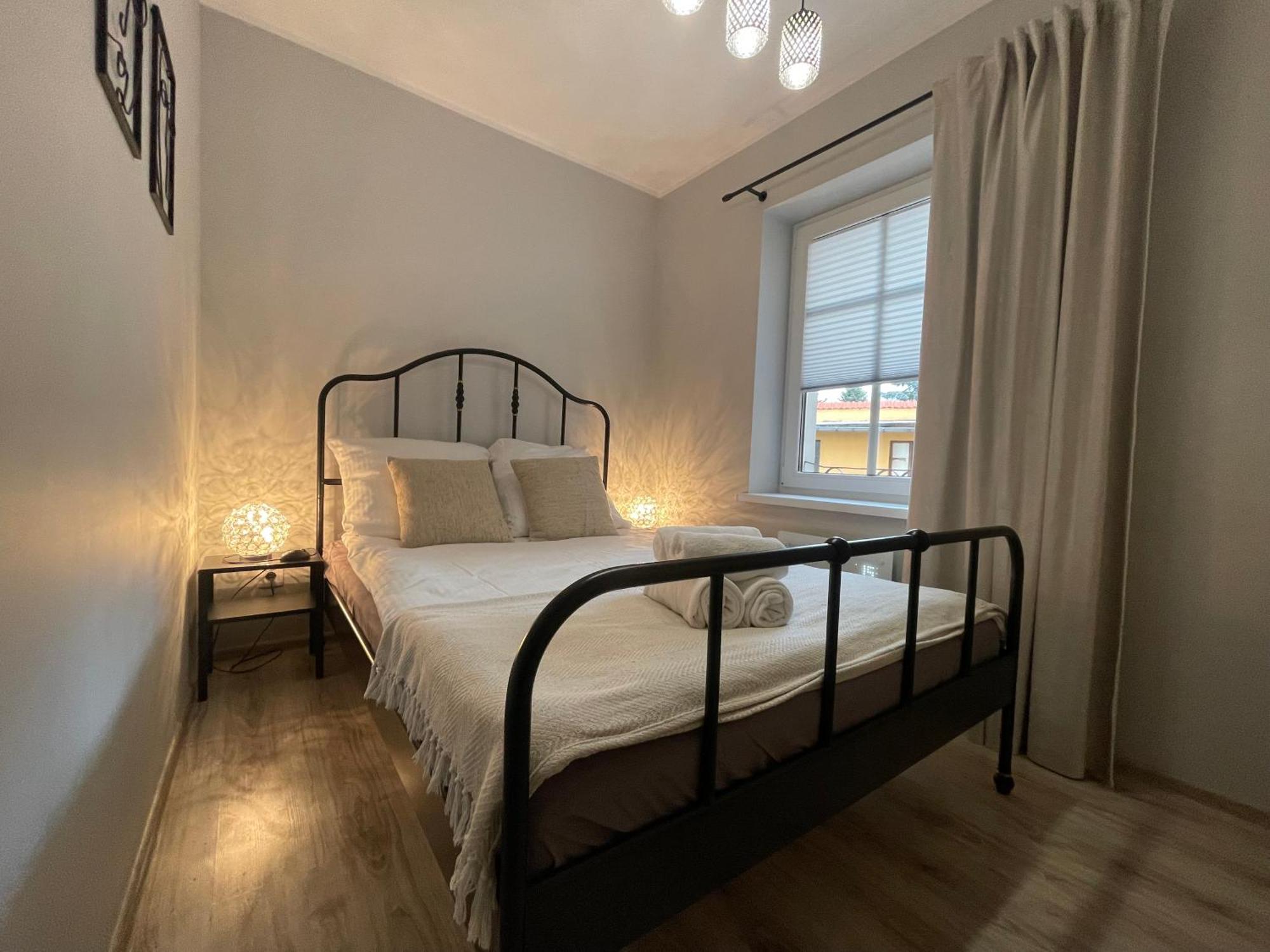 Apartament Przy Cieplickich Tezniach Jelenia Gora Luaran gambar