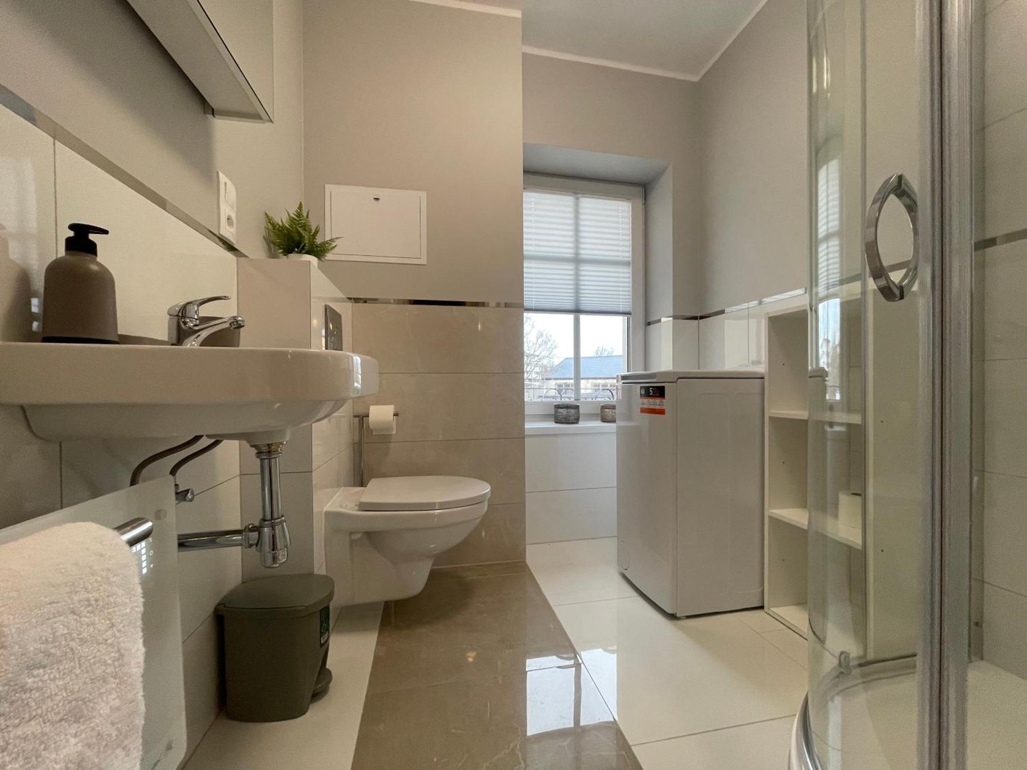 Apartament Przy Cieplickich Tezniach Jelenia Gora Luaran gambar